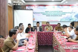 Bakesbangpol Bekasi lindungi penyelenggara pemilu 2024 dengan BPJAMSOSTEK