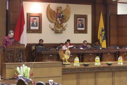 DPRD Bali tetapkan lima raperda jadi perda