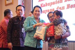 PKK Bangli buat aksi sosial menyapa dan berbagi