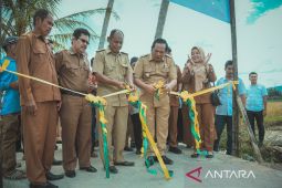 Wali Kota resmikan jalan usaha tani Desa Goti Padangsidimpuan