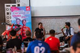 Nobar MXGP 2023 bersama komunitas motor CRF Kalbar