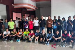PCI Sumut terima bantuan alat mesin bowling cricket dari pusat