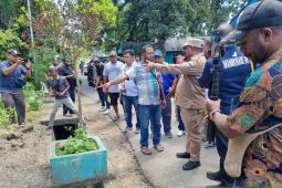 Bupati Manokwari 'blusukan' ke kampung serap aspirasi warga