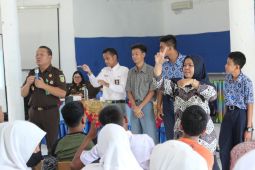 Kejati Sumut beri penyuluhan hukum di sekolah  luar biasa