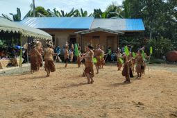 Warga Dayak Desa Liyu Manfaatkan Panel Surya Gelar MPG ke-5