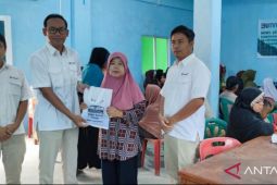 Mobil Sehat PT Timah Tbk Datangi Masyarakat Sawang Selatan, Ratusan Warga Ikut Berobat