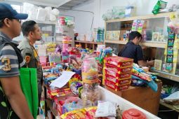 Tim Gabungan Pengawasan Rokok Ilegal Pematang Siantar periksa 26 toko