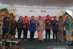 OJK dan FKLJK Bali manfaatkan Pekenan Galungan untuk edukasi keuangan