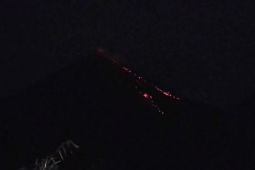 Pos PGA: Luncuran lava Gunung Karangetang mengarah ke Kali Batuawang-Kahetang