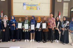 PLN serahkan 500 sertifikat halal ke UMKM binaan di Pacitan