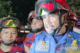 Pekerja proyek bangunan tewas tertimbun galian