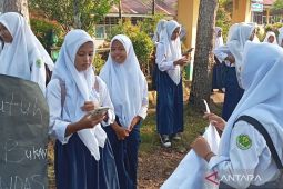 Mukomuko bagikan tablet tambah darah kepada pelajar putri