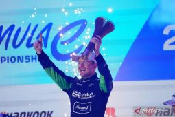Pebalap Cassidy bawa Envision Racing raih gelar tim terbaik Formula E