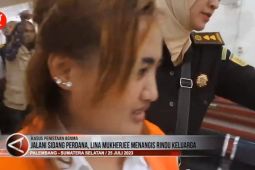 Jalani sidang perdana, Lina Mukherjee menangis rindu keluarga