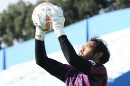 Arema FC pinjamkan Adixi Lenzivio ke PSMS Medan