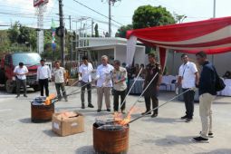 Kejari Samarinda musnahkan 83 barang bukti narkoba dan  barang rampasan