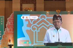 Gubernur Bali minta kepala daerah edukasi warga terkait layanan PDAM