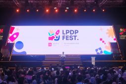 Jokowi minta penerima beasiswa LPDP kembali ke Indonesia
