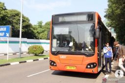Dinas LH DKI ajak warga Jakarta gunakan transportasi publik untuk jalani aktivitas sehari-hari