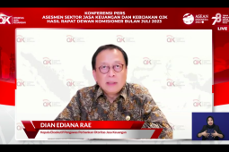 OJK kaji kebijakan pengendalian NIM perbankan