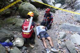 Basarnas Ternate gelar  pelatihan personel di medan ketinggian