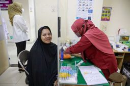 RSUD Gambiran ajak warga Kediri deteksi dini kolesterol dan diabetes