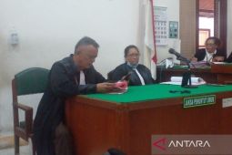 Jaksa tuntut kurir 84 gram ganja  10 tahun penjara