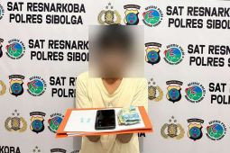 Polres  Sibolga  tangkap warga miliki pil ekstasi