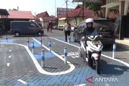 Polres Ngawi terapkan lintasan "S" untuk praktik SIM C