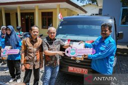 Wali Kota Pangkalpinang serahkan 14 kendaraan dinas kepada tenaga penyuluh pertanian
