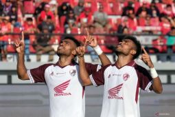 Yakob dan Yance Sayuri resmi gabung Malut United