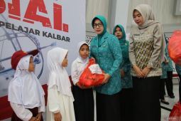 PKK Kalbar bantu penyandang disabilitas dan anak yatim