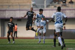 Liga 1 - PSIS Semarang pesta gol di kandang Dewa United