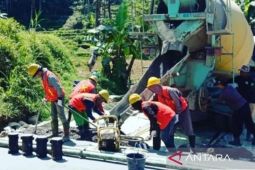 Pemkab Cianjur siapkan anggaran Rp50 miliar untuk jalan