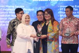Pemberitaan tentang bus listrik UI raih penghargaan di ajang media relation