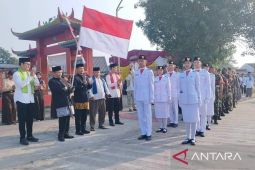 Pemkab Bekasi lepas peserta kirab kebangsaan dan pawai budaya peringati Hari Jadi ke-73