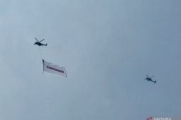 Aksi "fly pass" pesawat TNI-Polri meriahkan Upacara HUT ke-78 RI