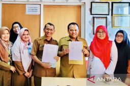 Disdukcapil Aceh Barat permudah warga urus akte kelahiran di rumah sakit