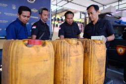 Polisi Blitar ungkap kasus penyalahgunaan penjualan BBM bersubsidi