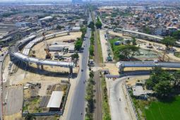 Pembangunan proyek jalan layang Aloha Sidoarjo terus dikebut