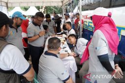 Mobil Sehat PT Timah diserbu warga Bangka Selatan di Pekan Sehat PT Timah