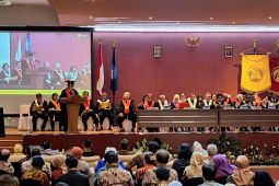 UI mengukuhkan dua guru besar fakultas hukum