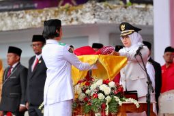 Hujan di Banyuwangi, upacara HUT ke-78 RI tetap khidmat