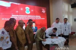 PLN - Pemkot Pangkalpinang tandatangani kesepakatan sinergi pelayanan publik dalam penyediaan dan penyelenggaraan tenaga listrik