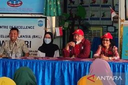 Pertemuan Keempat, Siswa Sekolah Lansia BKKBN Babel Ikuti Materi Dimensi Fisik