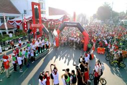 "Gowes Merah Putih" Banjarbaru semarak diikuti ribuan peserta