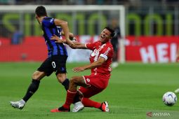 Inter Milan membawa pulang kemenangan 2-0 dari lawatan ke markas Cagliari