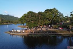 Pemkab Bone Bolango resmikan revitalisasi Danau Perintis