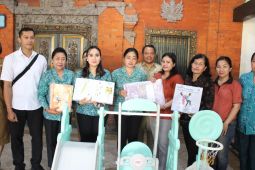 Pemkot Denpasar bantu alat BKB Kit Stunting untuk penyuluhan posyandu