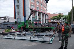 Pemkot Pematang Siantar tertibkan reklame tidak berijin